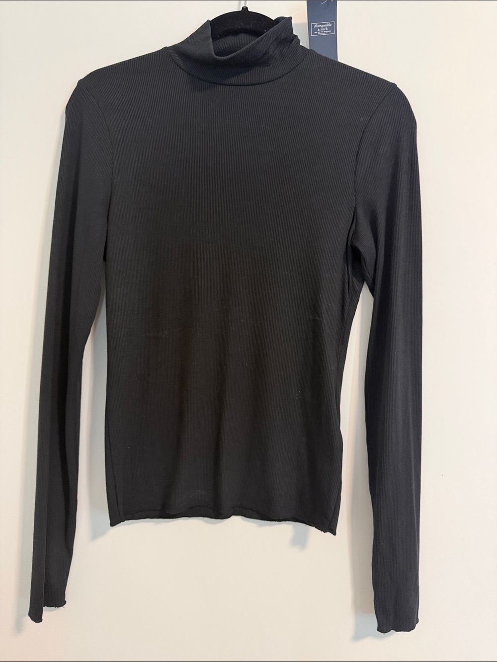 NWT Abercrombie & Fitch Essentials Black Ribbed Long-Sleeve Mock Neck